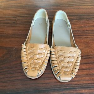 Nisolo Women’s Huarache Sandal in Almond size 6